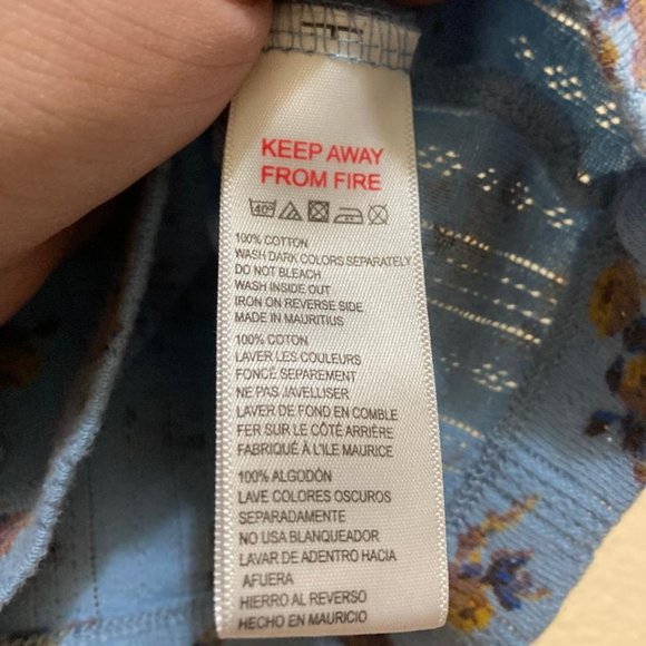 Urban Outfitters Blue Floral Pattern 1/4 Snap Tank Crop Top Women's Size S - Picture 4 of 5